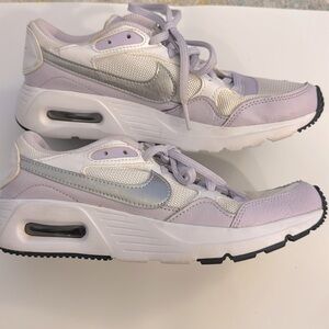 Nike Air Max shoes lavender, silver & white size 5.5Y/6.5W